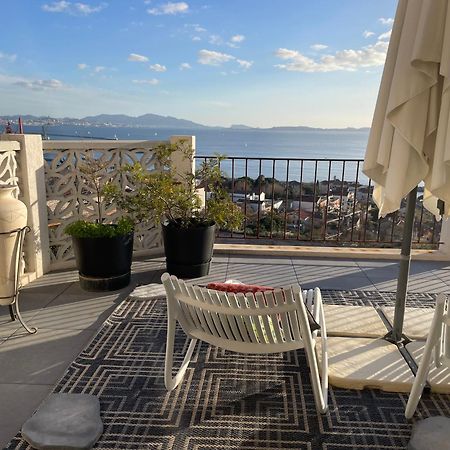 Superbe Terrasse Avec Vue Panoramique Sur La Mer Marseille Ngoại thất bức ảnh