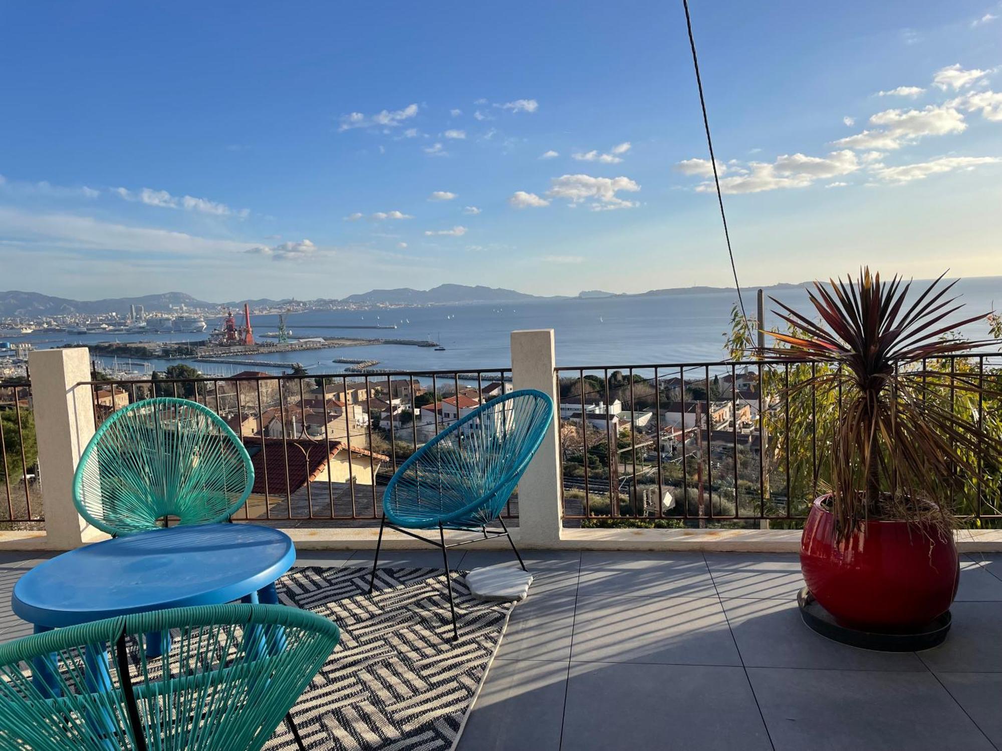 Superbe Terrasse Avec Vue Panoramique Sur La Mer Marseille Ngoại thất bức ảnh