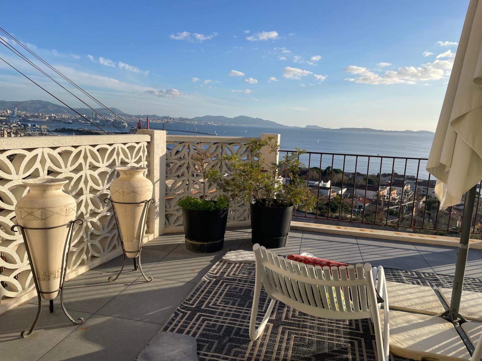 Superbe Terrasse Avec Vue Panoramique Sur La Mer Marseille Ngoại thất bức ảnh
