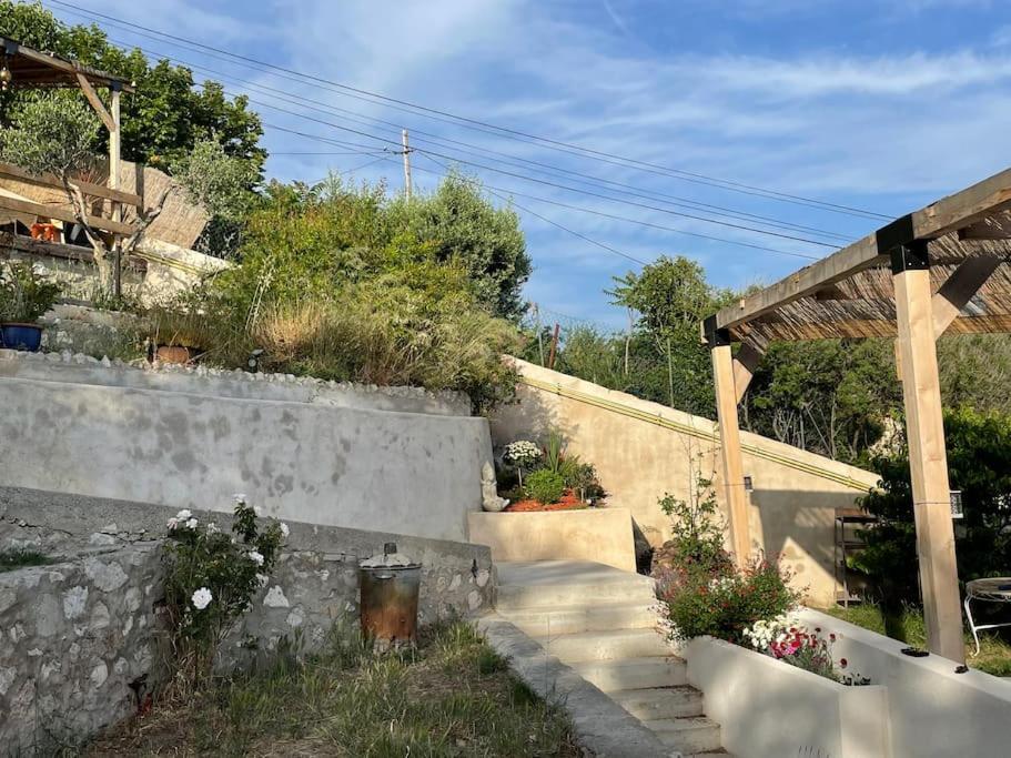 Superbe Terrasse Avec Vue Panoramique Sur La Mer Marseille Ngoại thất bức ảnh