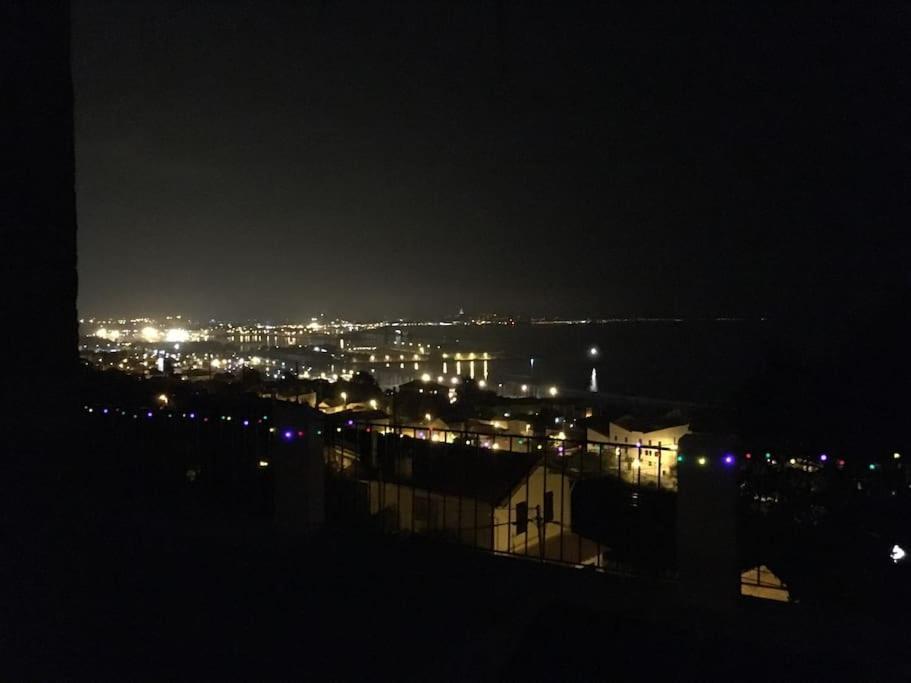 Superbe Terrasse Avec Vue Panoramique Sur La Mer Marseille Ngoại thất bức ảnh